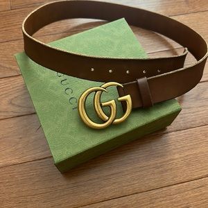 GUCCI LEATHER BELT WITH DOUBLE G BUCKLE distressed brown size 90 in og box